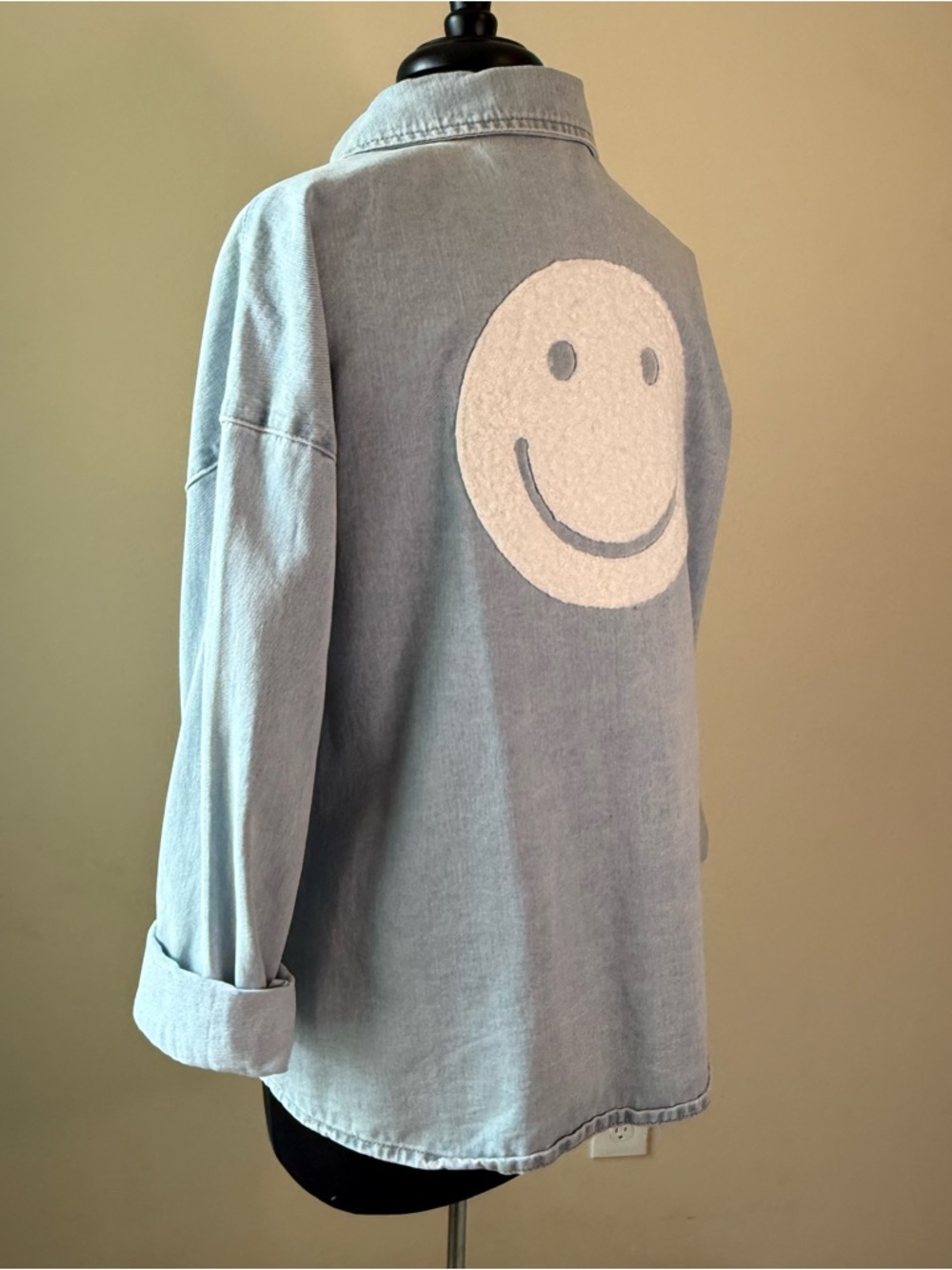 CHARLIE B Blue Denim Jacket Size Large Embroidered Hearts Smiley Face - Picture 6 of 13